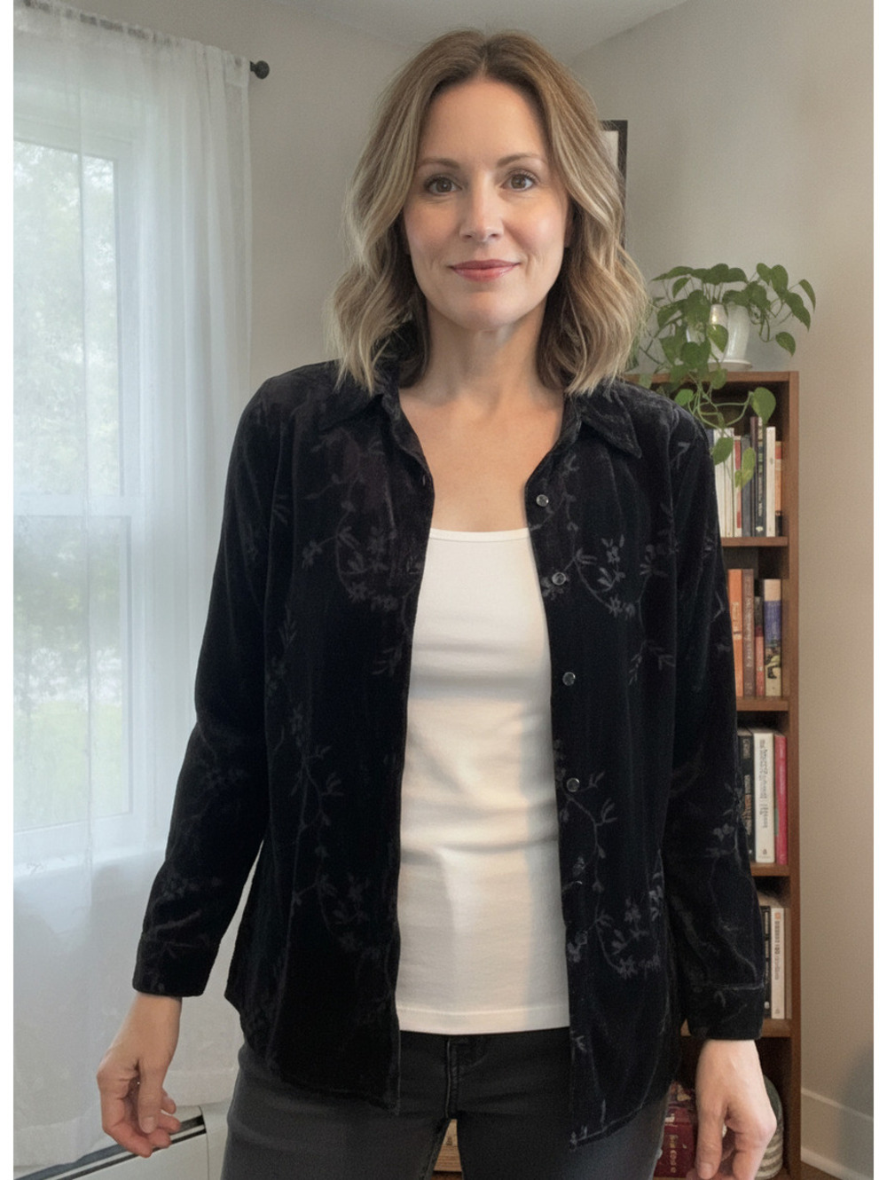 Black Velvet Floral Button-Up Shirt Blouse, Long Sleeve, Women's Medium